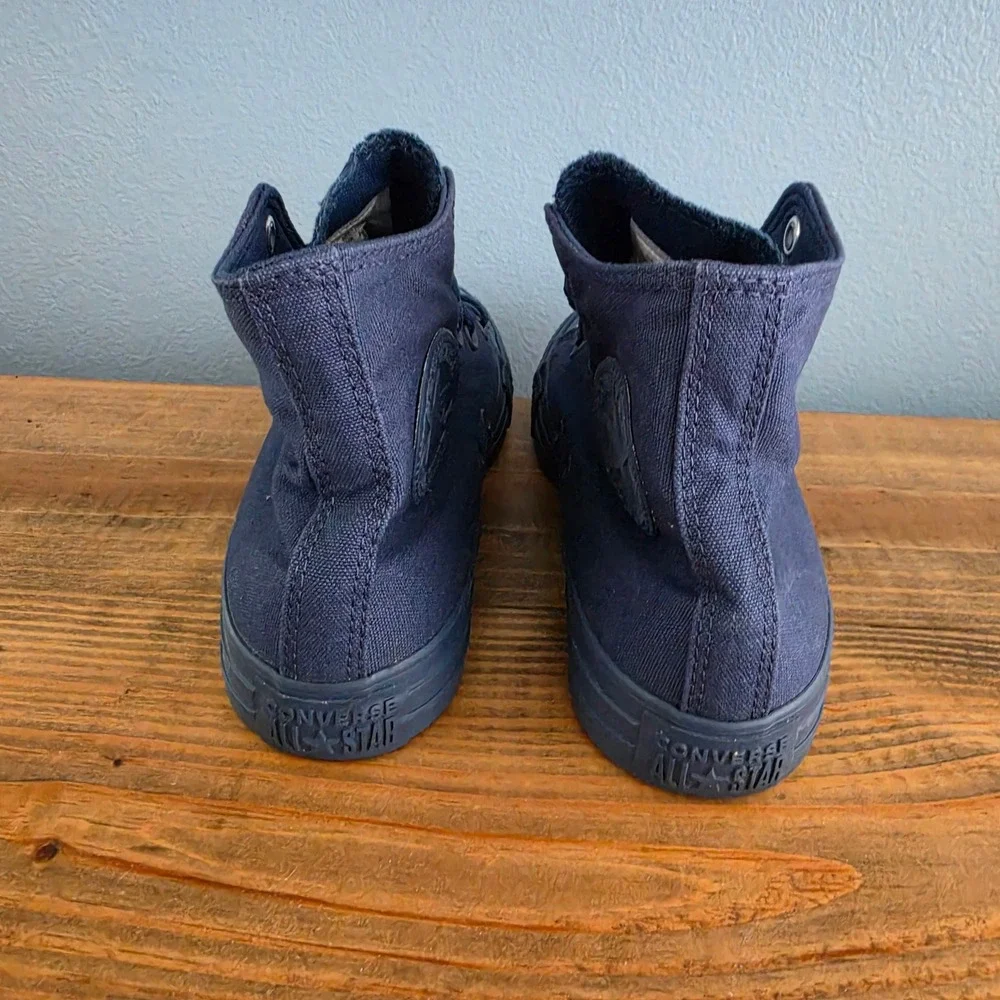 Converse Kids Chuck Taylor High Top Sneakers Navy Blue‎ 169064F Size 5.5Y/7.5W